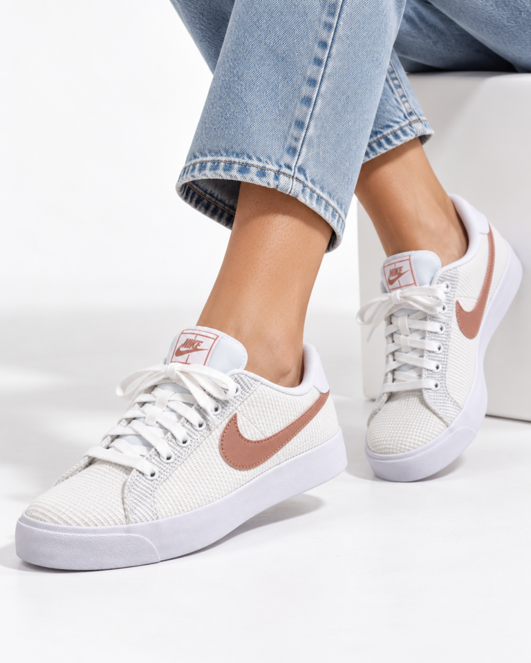 NIKE COURT ROYALE AC W